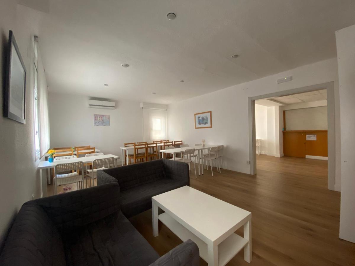Hostal Tahiti Rs Salou Buitenkant foto